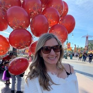 Meet your Posher, Megan